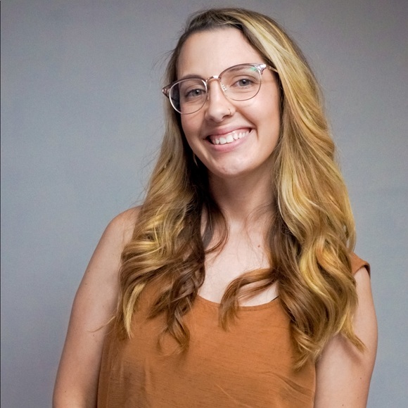 Meet your Posher, Paige - Picture 1 of 1